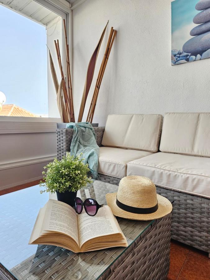 Holidays Beach & Pool ,Aircond , Las Americas Арона Екстериор снимка